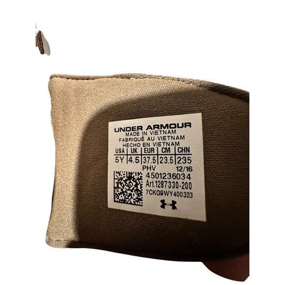 🍒 2/$20 🍒 Under Armour Youth Camo Slides Size 5Y Brown & Pink Adjustable Strap - Picture 5 of 5